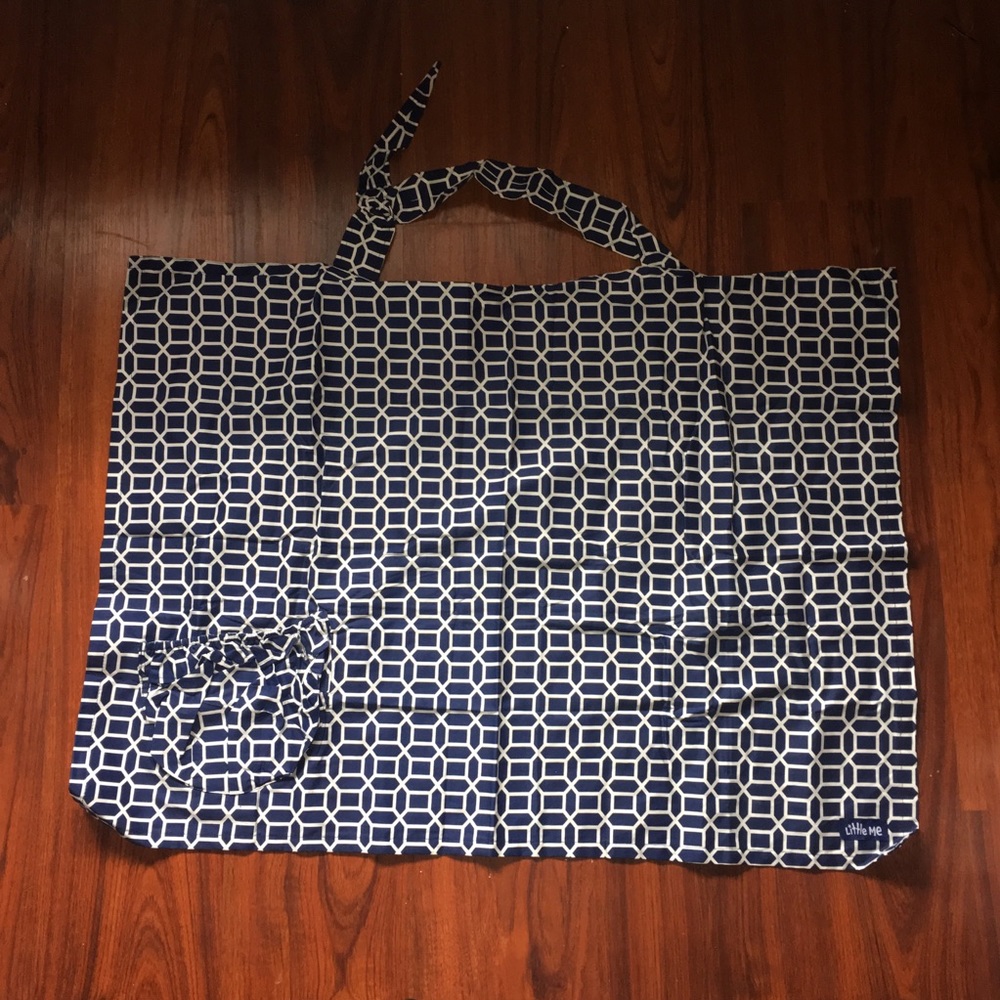 Little Me Nursing Cover